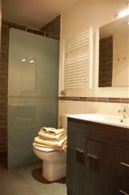 фото отеля Montseny Suites & Apartments