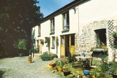 фото отеля Anstey Mills Cottages Dulverton