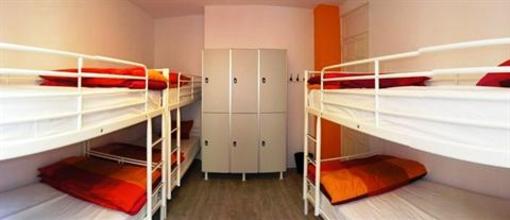 фото отеля Hostel B&B&B