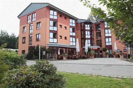 фото отеля Kurpark-Hotel Warmbad