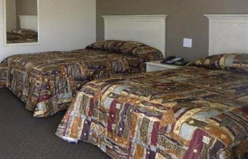 фото отеля Harbor Inn and Suites