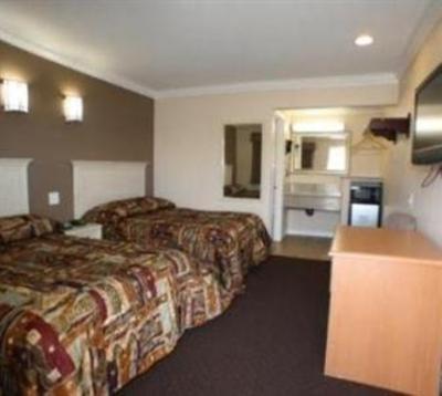 фото отеля Harbor Inn and Suites