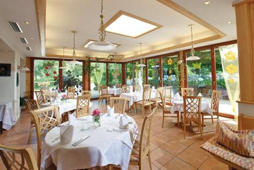 фото отеля Waldhotel Villa Waldeck