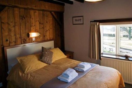 фото отеля The Fox & Hounds Inn Whitby