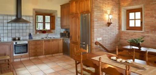 фото отеля La Torre de Dalt y Can Tapis Apartments Camos