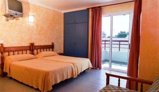 фото отеля Sol Bay II Apartments Ibiza Island