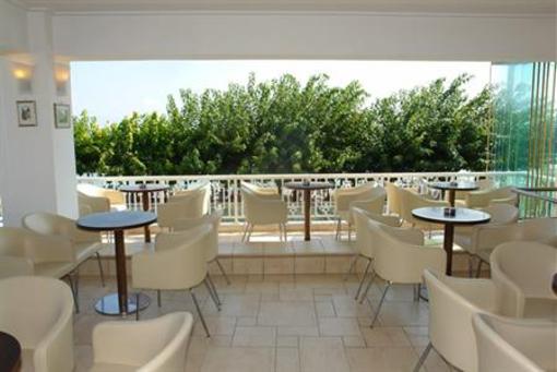 фото отеля Akrata Beach Hotel