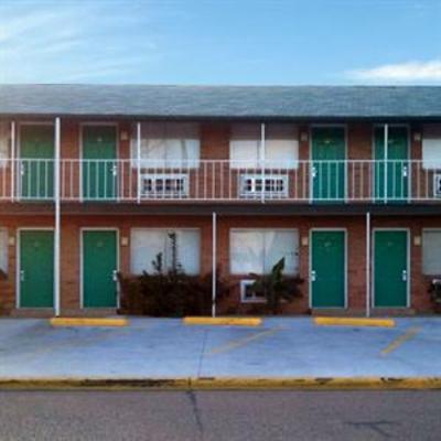 фото отеля Trade Winds Motel Grand Prairie