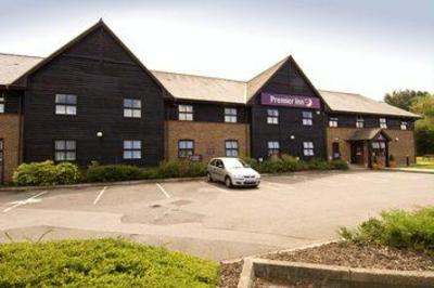 фото отеля Premier Inn Farnborough