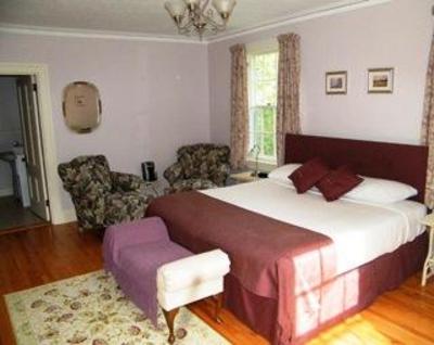 фото отеля The Kingswood B & B