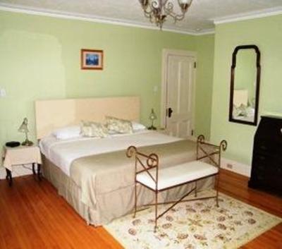 фото отеля The Kingswood B & B