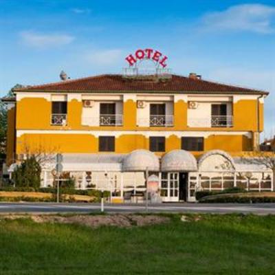 фото отеля Hotel Zephyr - Plovanija