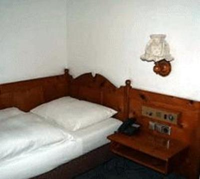 фото отеля Gasthof-Hotel zur Post Gunzenhausen