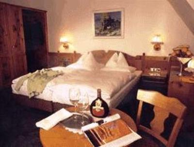 фото отеля Gasthof-Hotel zur Post Gunzenhausen