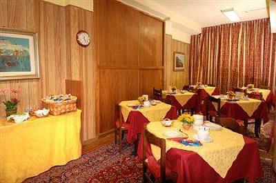фото отеля Hotel Sant'Ercolano Perugia