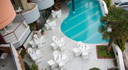 фото отеля Mediterranean Resort