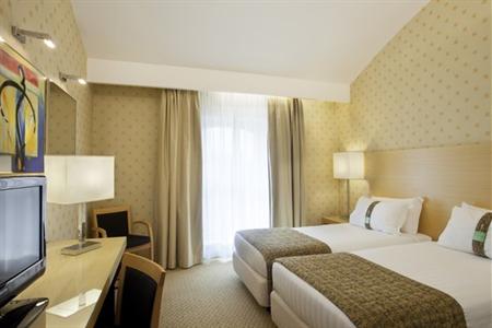 фото отеля Holiday Inn Milan - Garibaldi Station