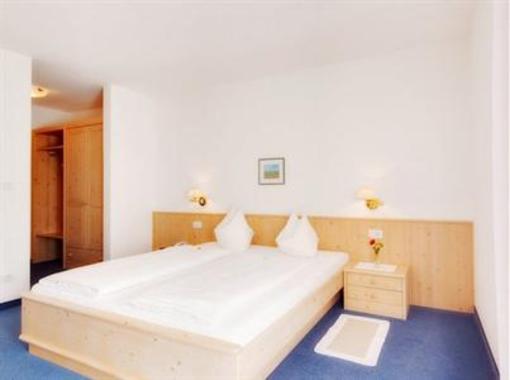 фото отеля Tirolerhof Raas