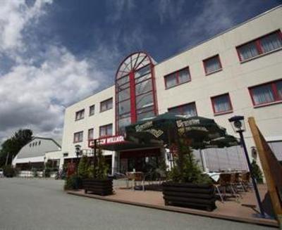 фото отеля Sporthotel Am Stadtpark Chemnitz