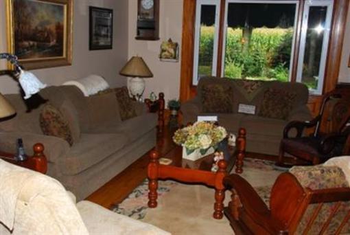 фото отеля Country Doll House Bed & Breakfast