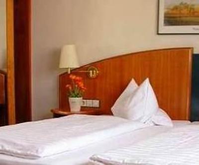 фото отеля Hotel Jaegerhof Rodermark