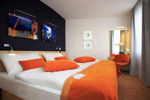 фото отеля EA Hotel Atrium
