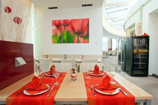 фото отеля EA Hotel Atrium
