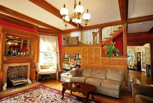 фото отеля Lathrop House B&B
