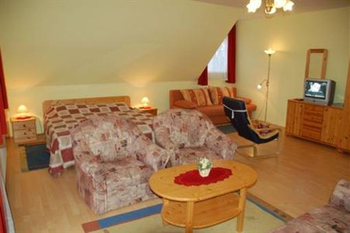 фото отеля Apartman Brigitte Bukfurdo
