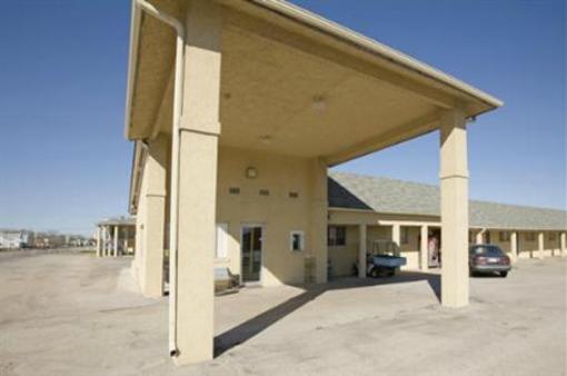 фото отеля Americas Best Value Inn Giddings