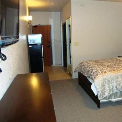 фото отеля Roomy Suites