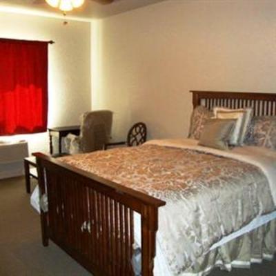фото отеля Roomy Suites