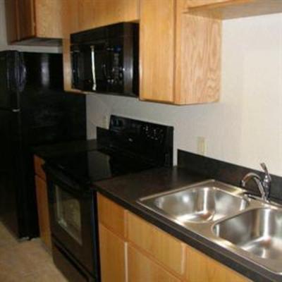фото отеля Roomy Suites