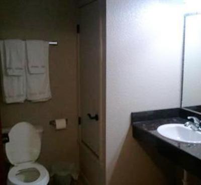 фото отеля Roomy Suites