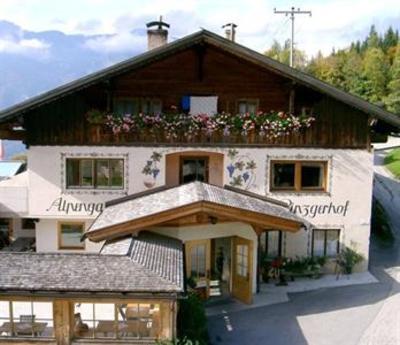 фото отеля Alpengasthaus Pinzgerhof Gasthof