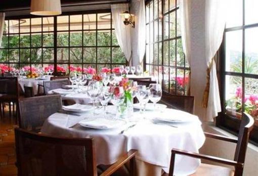 фото отеля Hostal De La Placa Cabrils