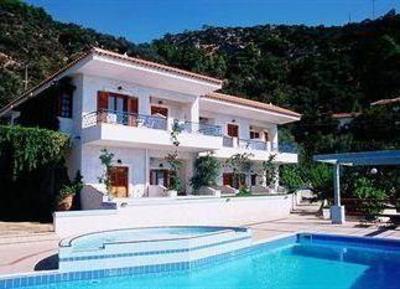фото отеля Golden Sand Studio Apartments Marathokampos