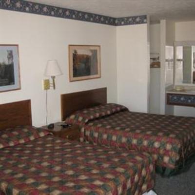 фото отеля Crestview Inn & Suites