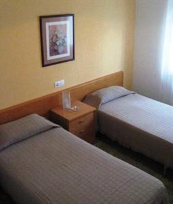 фото отеля Hostal Mediterraneo