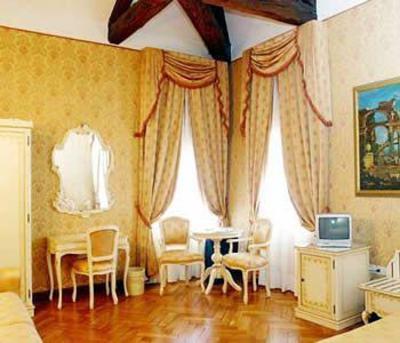 фото отеля Palazzo Guardi
