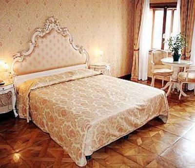 фото отеля Palazzo Guardi