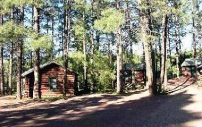фото отеля Rainbow Lake Lodge