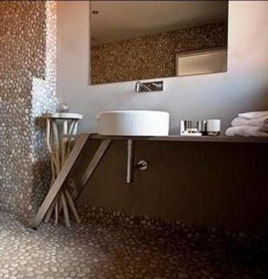 фото отеля Can Artists La Loge
