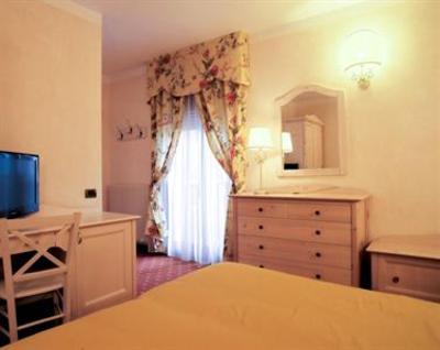фото отеля Hotel Du Lac Molveno