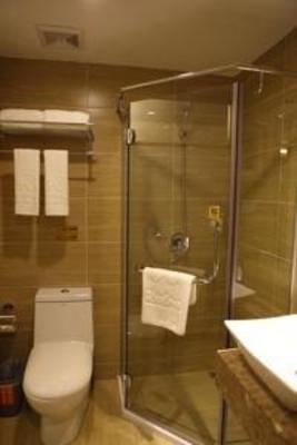 фото отеля Ruidu Shanglv Hotel Liushi