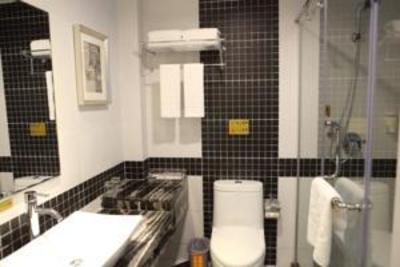 фото отеля Ruidu Shanglv Hotel Liushi