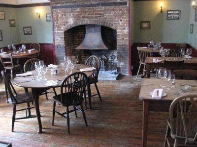 фото отеля The Westleton Crown Inn Saxmundham