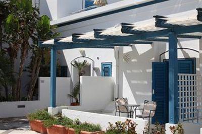 фото отеля Hotel Les Sables Noirs