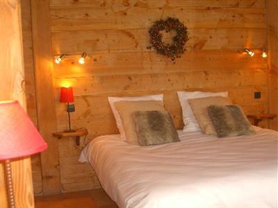 фото отеля Auberge Les Myrtilles Hotel Foix