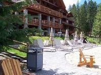 The Lodge at Sandpoint